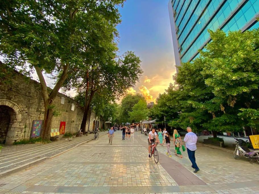 City Centre Big Art'Partment Heart Of The Capital Tirana Exterior foto